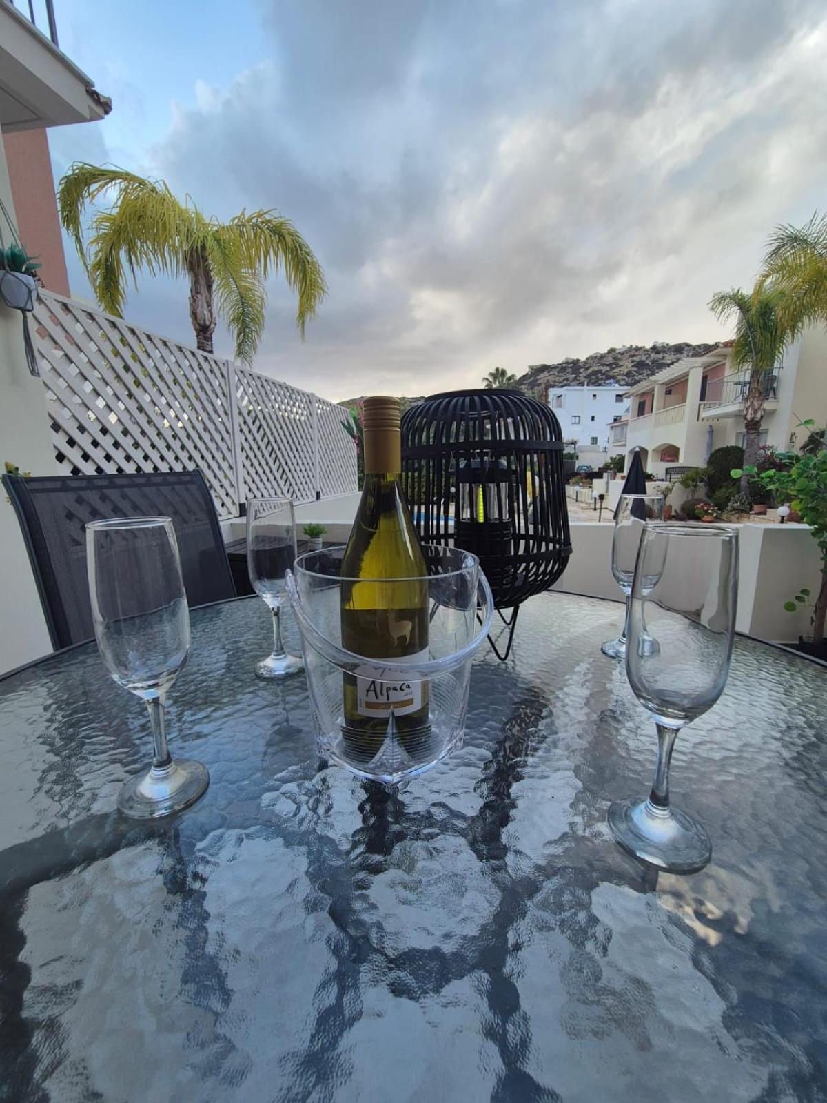 2 Bedroom Townhouse Lower Peyia Paphos Cyprus Bagian luar foto